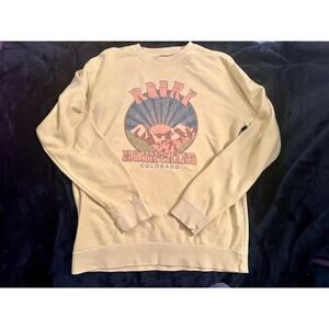 GIRL DANGEROUS ROCKY MOUNTAINS COLORADO GRAPHIC SWEATSHIRT L